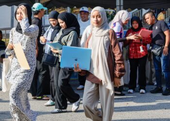 KEMASUKAN pelajar baharu kali ini membuktikan bahawa UPM kekal menjadi pilihan utama generasi muda untuk membina masa depan yang cemerlang.