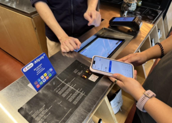 Alipay+ memudahkan urusan pembayaran dan mempertingkatkan pengalaman melancong untuk pelawat antarabangsa selaras dengan kedudukan Malaysia sebagai destinasi pelancongan utama di Asia Tenggara.