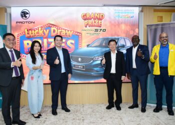 PROTON turut menaja sebuah Proton S70 baharu sebagai hadiah cabutan bertuah di  Aspen-Klippa Penang Bridge International Marathon 2025 (PBIM 2025).