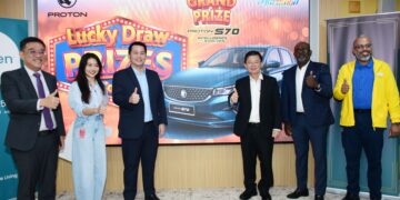 PROTON turut menaja sebuah Proton S70 baharu sebagai hadiah cabutan bertuah di  Aspen-Klippa Penang Bridge International Marathon 2025 (PBIM 2025).