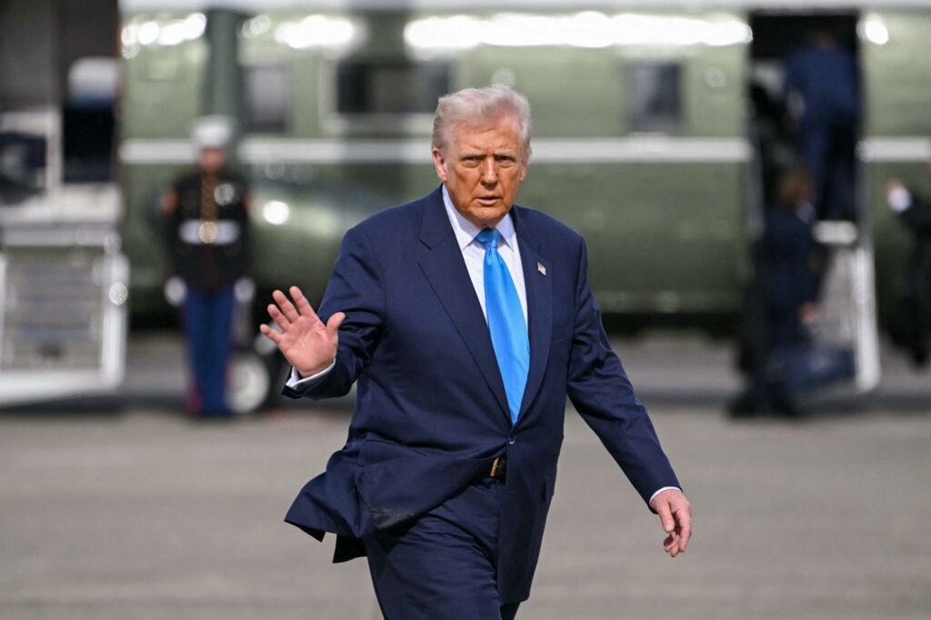 Dakwa difitnah, Trump ugut saman BBC AS$1 bilion