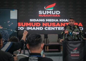 SANI Araby Abdul Alim Araby ketika sidang media Misi Global Sumud Flotila Sumud Nusantara di SNCC, Sepang. - UTUSAN/FAIZ ALIF ZUBIR