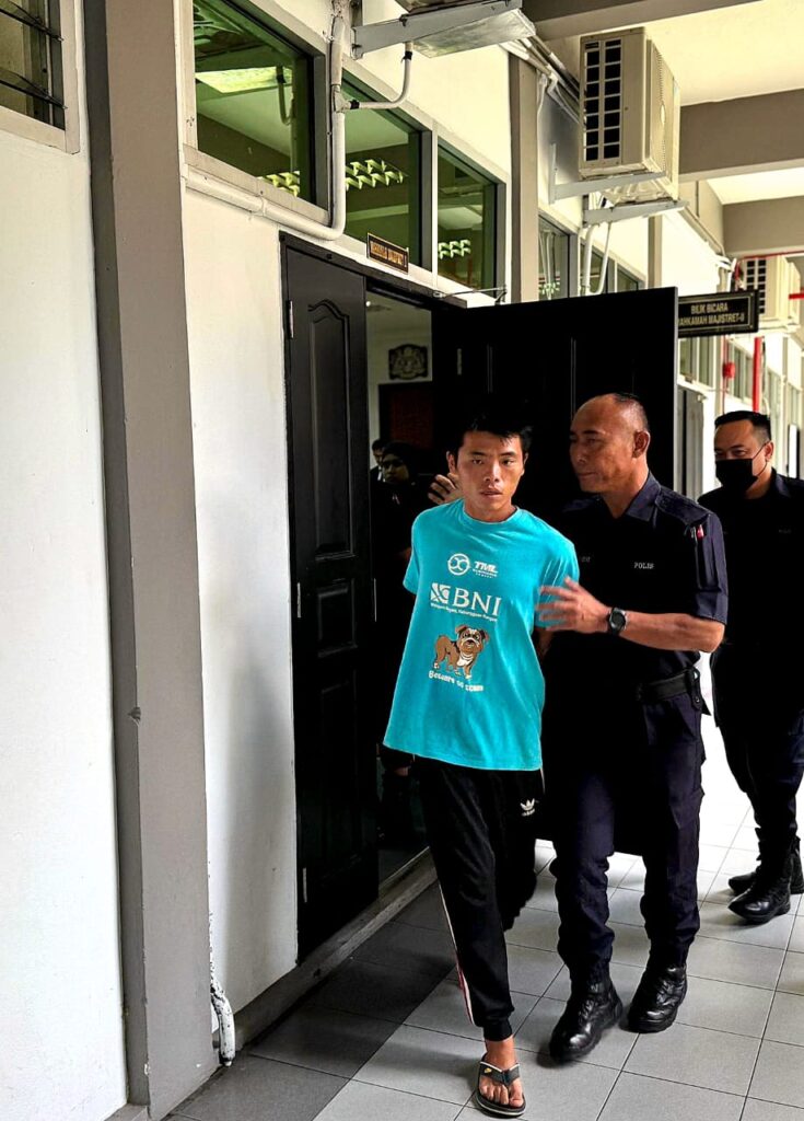 Lelaki rempuh kenderaan di Jalan Oya positif dadah, direman tiga hari 1 WhatsApp Image 2025 10 06 at 3.04.07 PM