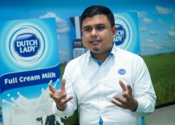 EZMIR Hazizi Azhar ketika ditemui Utusan Malaysia di Kilang Dutch Lady Milk Industries Berhad (DLMI), Bandar Enstek.