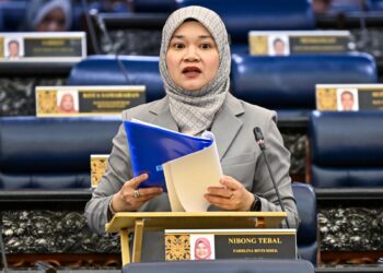 FADHLINA Sidek