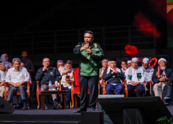 SANI Araby Abdul Alim menyeru supaya Datuk Seri Anwar Ibrahim menggunakan hubungan baiknya dengan Presiden Mesir, Abdel Fattah Al-Sisi bagi membolehkan misi kemanusiaan Global Sumud Flotilla (GSF) diteruskan melalui jalan darat ke Gaza. - UTUSAN/SHIDDIEQIIN ZON