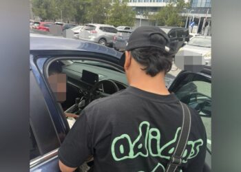 seorang lelaki tempatan yang dipercayai ejen haram menwarkan perkhidmatan itu dan berjaya dicekup dalam Operasi Khas Jabatan Imigresen Malaysia (JIM) di sekitar Putrajaya, Selasa lalu.