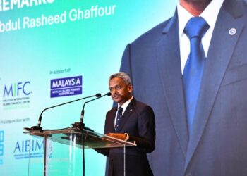 DATUK Seri Abdul Rasheed menyampaikan ucapan sempena Majlis Makan Malam Forum Kewangan Islam Global (GIFF 2025) di Kuala Lumpur hari ini.