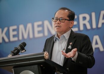 MOHD AZAM AHMAD