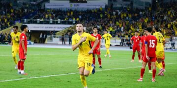 Pemain Malaysia, Romel Morales meraikan jaringan ketika menentang Laos pada perlawanan Kelayakan Piala Asia 2027, di Stadium Nasional Bukit Jalil, di sini hari ini. Foto: SHIDDIEQIIN ZON