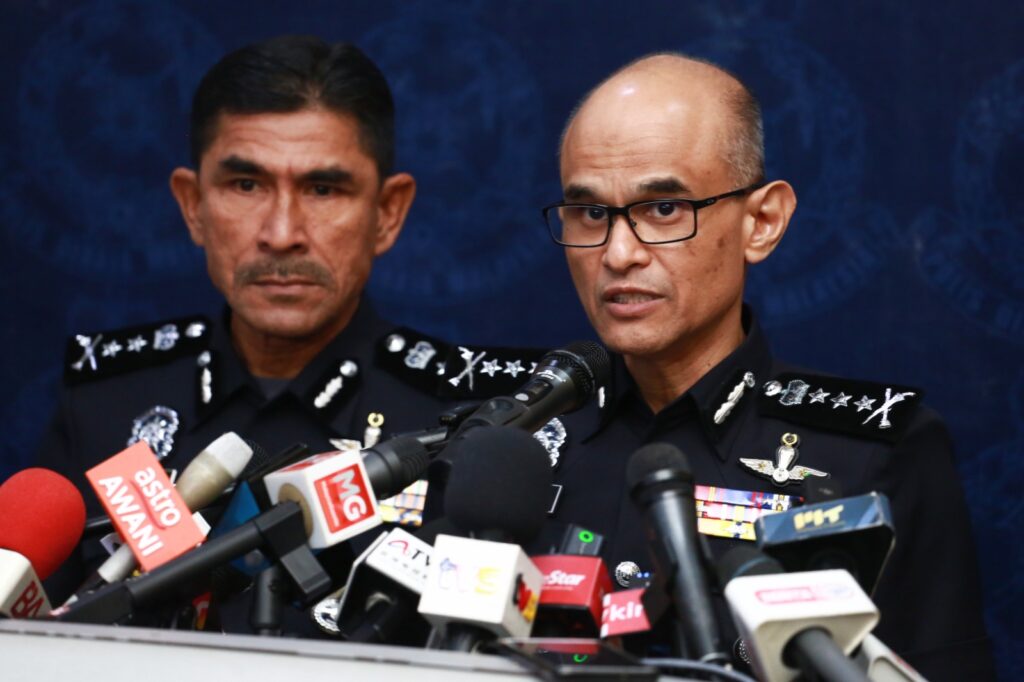 Suspek pendam cinta terhadap mangsa