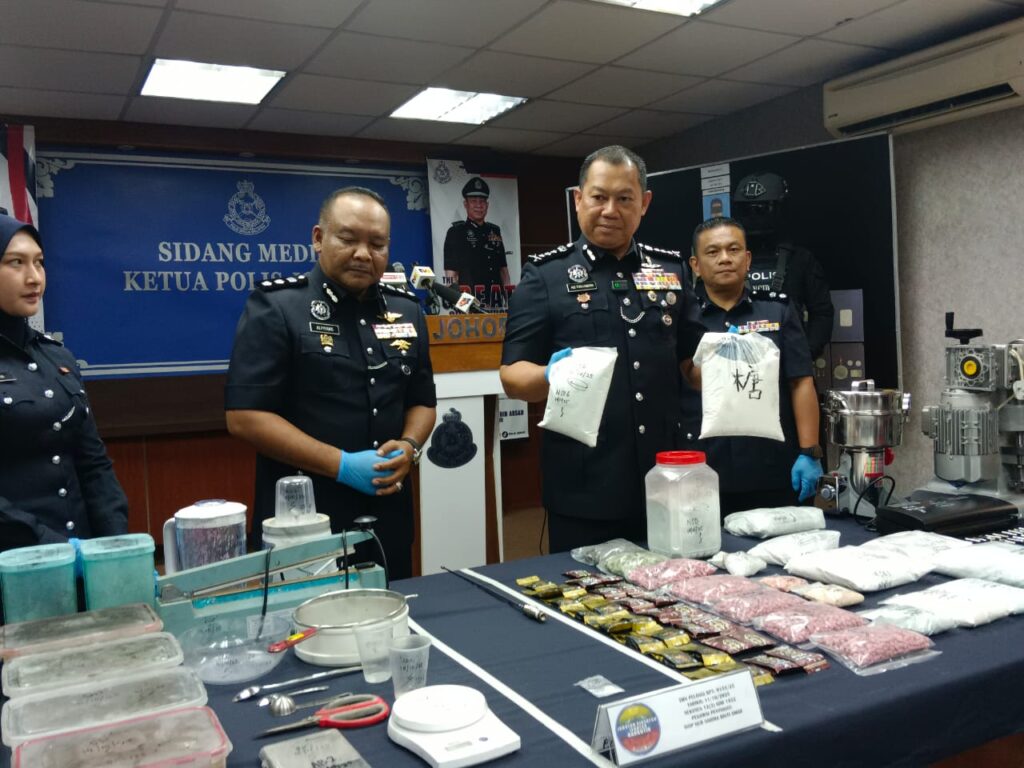 Apartmen jadi tempat bungkus ekstasi, MDMA diserbu