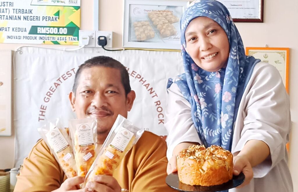 Bantuan kerajaan negeri ubah hidup Azizah