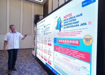 Taklimat dan sidang media penambahbaikan operasi rel rapid kl bagi meningkatkan mutu keandalan perkhidmatan rel yang diadakan di Menara Prasarana, Ara Damansara hari ini. / M. FIRDAUS M. JOHARI