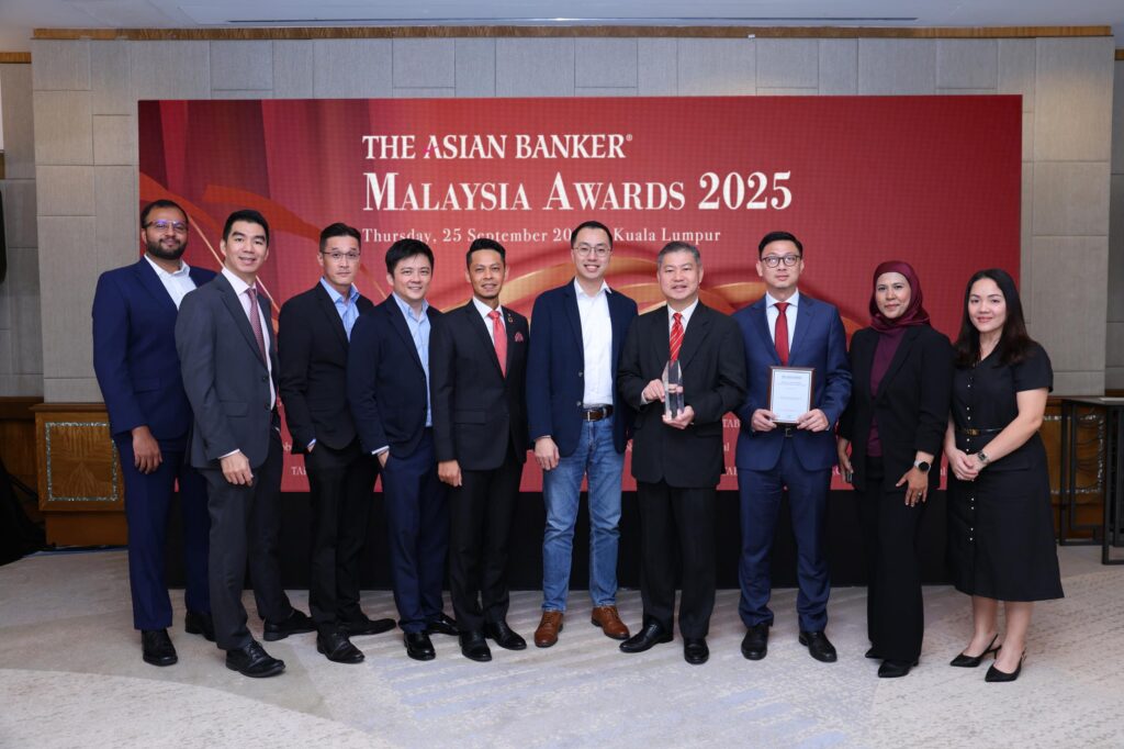 CIMB ungguli tiga anugerah The Asian Banker 2025