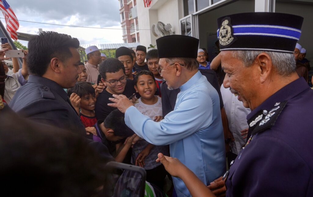 Pengetua, guru besar jangan sembunyi kes demi jaga imej sekolah – PM