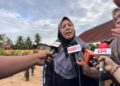 ROHANI Saad ketika ditemui pemberita di Tanah Perkuburan Lahar Tabut, Penaga, Kepala Batas, Pulau Pinang.-UTUSAN/SITI NUR MAS ERAH AMRAN