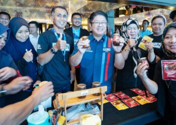 EWON Benedick hadir merasmikan Seminar Usahawan Madani: Perniagaan Keluarga anjuran Institut Keusahawanan Negara (INSKEN) di Kota Kinabalu, Sabah.