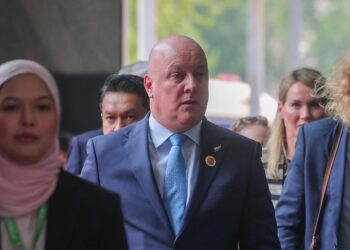 CHRISTOPHER Luxon  pada Sidang Kemuncak ASEAN Ke-47, di Pusat Konvensyen Kuala Lumpur.-UTUSAN/SHIDDIEQIIN ZON