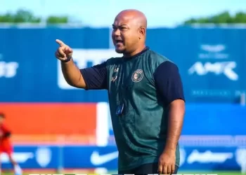 AKMAL Rizal Ahmad Rakhli dipilih  untuk menggantikan Elavarasan mengemudi Kelantan TRW.
