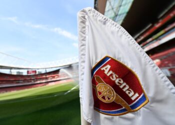 The Gunners tidak menyediakan sepenuhnya kuota 9,000 tiket kepada penyokong pelawat seperti yang ditetapkan dalam peraturan pertandingan. - AFP