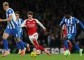 Pemain Arsenal Max Dowman (tengah) ketika beraksi pusingan keempat Piala Liga Inggeris antara Arsenal dan Brighton and Hove Albion di Stadium Emirates, di London, hari ini. - AFP
