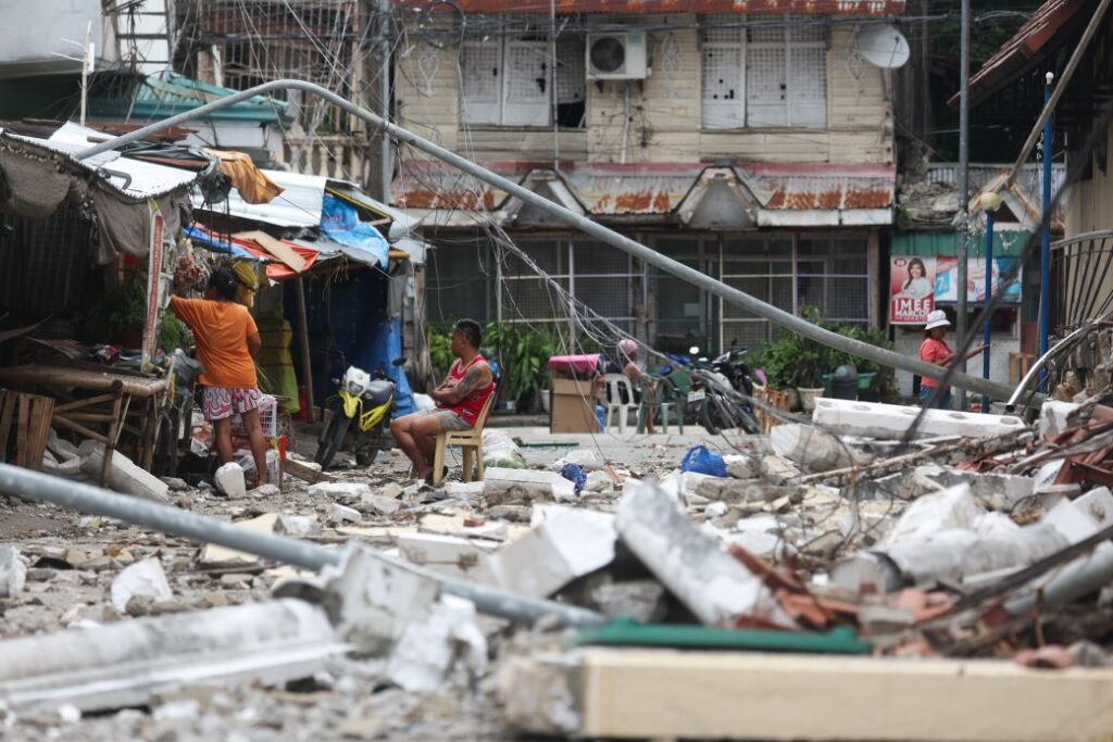 Gempa bumi 6.1 magnitud gegar selatan Filipina