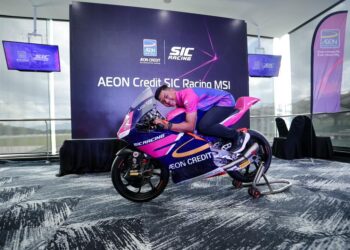 Hakim Danish bakal mengibarkan Jalur Gemilang sebagai pelumba wildcard kategori Moto3 pada Grand Prix (GP) Malaysia di Litar Antarabangsa Sepang dari 24 hingga 26 Oktober ini.