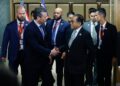 KHALED Nordin dan Setiausaha Perang Amerika Syarikat, Pete Hegseth selepas sesi mesyuarat dua hala pada Mesyuarat Menteri Pertahanan ASEAN Ke-19 & Mesyuarat Menteri Pertahanan ASEAN Plus Ke-12, di Pusat Konvensyen Kuala Lumpur, di sini hari ini. - UTUSAN/SHIDDIEQIIN ZON