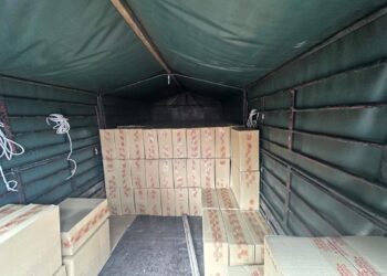 ANTARA produk kosmetik dan kesihatan yang dirampas dalam pemeriksaan di R&R Sungai Perak arah selatan di Kuala Kangsar semalam.