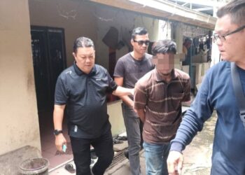 SUSPEK ditangkap kerana disyaki mendera kanak-kanak perempuan berusia tiga tahun sehingga mati.