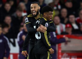 AMAD Diallo meledak gol penyamaan ketika Manchester United bangkit mengikat Notthingham Forest 2-2.- AFP