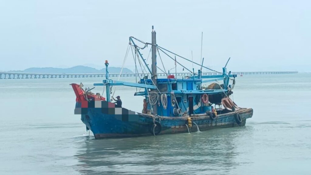 Kerajaan teliti cadangan tingkat kuota subsidi bahan api untuk nelayan