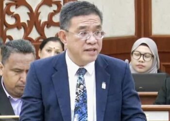 WONG Hon Wai ketika sidang Dewan Undangan Negeri (DUN) Pulau Pinang hari ini.-UTUSAN/SAFINA RAMLI