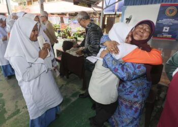 ADAB bukan sekadar sopan santun tetapi mencakupi nilai hormat, tanggungjawab, rendah hati, kejujuran dan kebijaksanaan dalam berinteraksi.