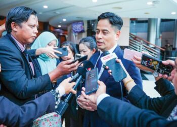 MOHAMMAD Fahmi Ngah ketika ditemui pada Sidang DUN Selangor di Shah Alam, Selangor, semalam – UTUSAN/SADDAM YUSOFF