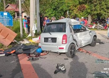 KEADAAN lokasi kemalangan meragut dua nyawa di hadapan Sekolah Menengah Kebangsaan Hamzah 2, Machang, Kelantan.