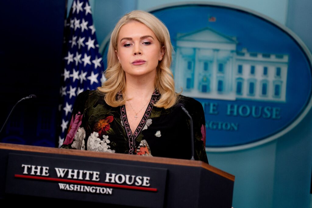 Setiausaha akhbar Trump label BBC ‘agensi berita palsu’