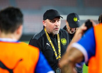 DAKWAAN Peter Cklamovski akan meninggalkan Harimau Malaya selepas aksi berdepan Nepal pada Selasa ini hanya khabar angin.