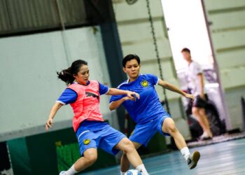 SKUAD Futsal wanita negara menjalani latihan di wisma FAM sebagai persediaan menghadapi temasya Sukan SEA yang bakal membuka tirai pada Disember ini-IHSAN FAM