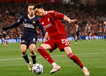 AKSI ketika liverpool berdepan PSV  Eindhoven pada aksi Liga Juara-Juara, awal pagi tadi.-FB LIVERPOOL.