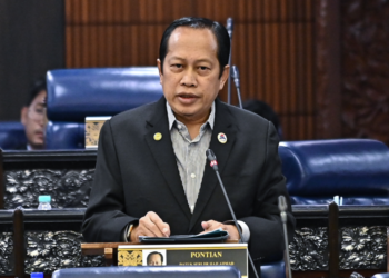 AHMAD MASLAN