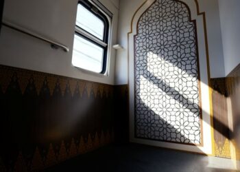 Kemudahan bilik solat dalam tren ECRL yang bakal beroperasi pada 2027 yang siap dilengkapi tempat berwuduk.