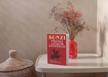 BUKU Sun Zi: Strategi dan Taktik Ketenteraan ialah terjemahan terkini The Art of War yang tidak hanya memperkatakan tentang taktik perang.