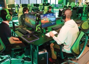 Sekolah Menengah eSports di Tokyo menyediakan kemudahan dan suasana kelas yang lengkap dan menarik. – AGENSI