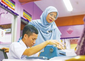 KESIHATAN mental guru yang baik amat penting bagi guru menjalankan tugas sebagai pendidik dengan cemerlang.