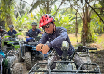 Meredah lumpur, melalui belukar dan mendaki cerun licin, namun setiap saat memberikan pengalaman yang mendebarkan dan mengujakan.