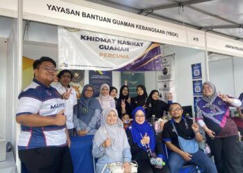 PERSATUAN Guaman Syarie Malaysia Pahang 
(PGSMP) melaksanakan program Klinik Guaman Percuma sempena Karnival Hari Penjaja dan Peniaga Kecil 2025 peringkat kebangsaan di Lurah Semantan di Temerloh, Pahang.