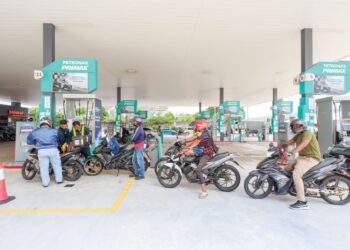 LEMBAGA pengarah PDB mengisytiharkan dividen interim sebanyak 24 sen sesaham berjumlah RM238,43 juta bagi suku ketiga berakhir 30 September 2025.