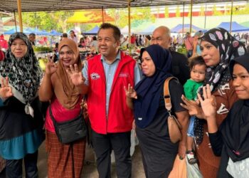 JAWAWI Jaafar ketika berkempen di kawasan DUN Malalap.